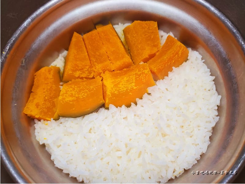 自煮南瓜飯.jpg 自煮南瓜飯.jpg