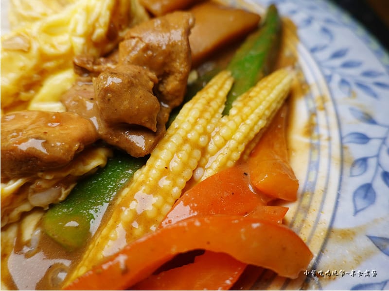 Mr38常溫經典嫩雞咖哩-裙擺蛋包飯 (3).jpg Mr38常溫經典嫩雞咖哩-裙擺蛋包飯 (3).jpg