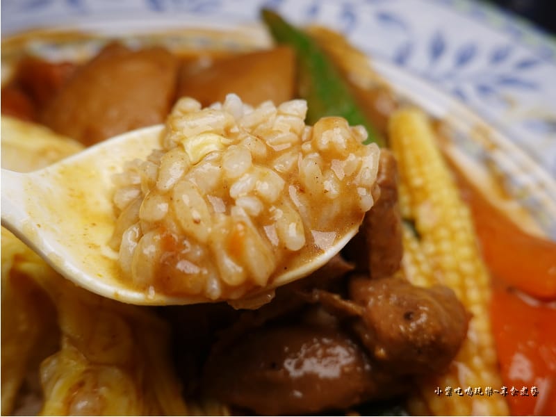 Mr38常溫經典嫩雞咖哩-裙擺蛋包飯 (4).jpg Mr38常溫經典嫩雞咖哩-裙擺蛋包飯 (4).jpg