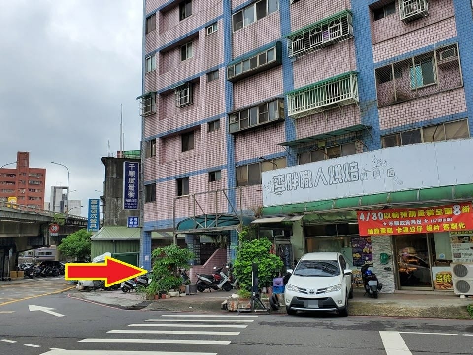麥胖職人烘焙桃鶯店 (8).jpg