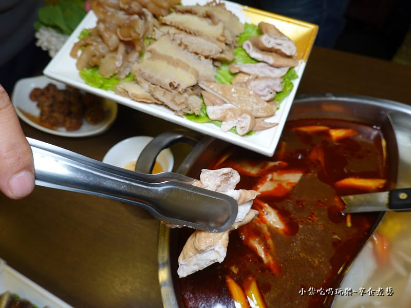 先煮內臟類-桃園鐵木真鴛鴦麻辣火鍋.jpg
