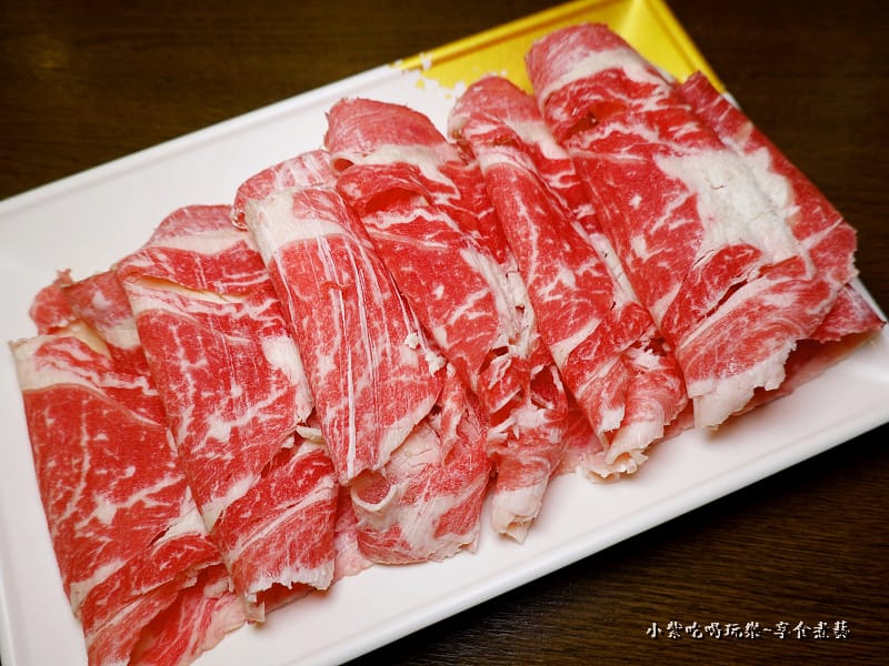  美國Choice霜降牛-桃園鐵木真鴛鴦麻辣火鍋 (2).jpg