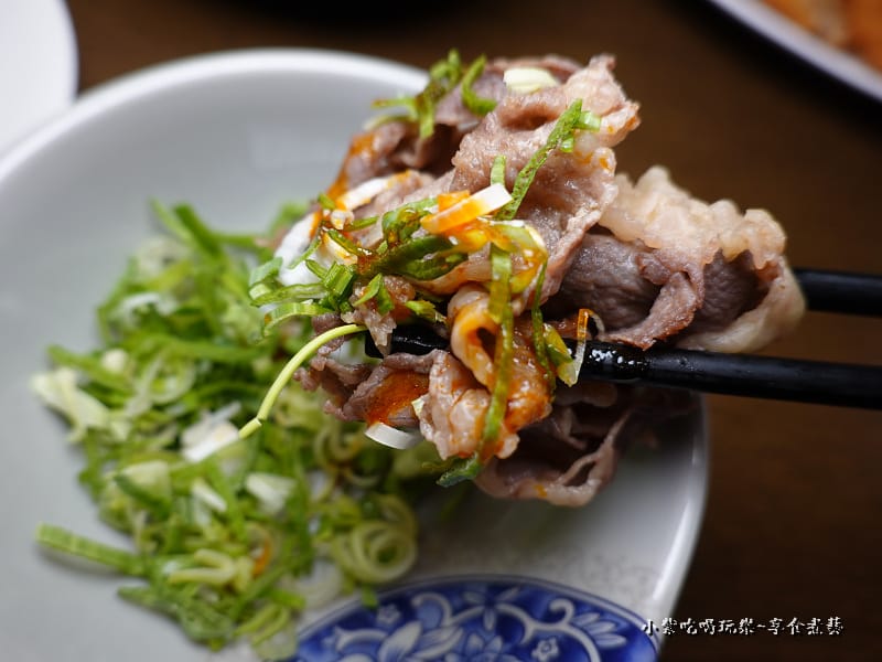 包肉蒜苗辣油-桃園鐵木真鴛鴦麻辣火鍋 (1).jpg