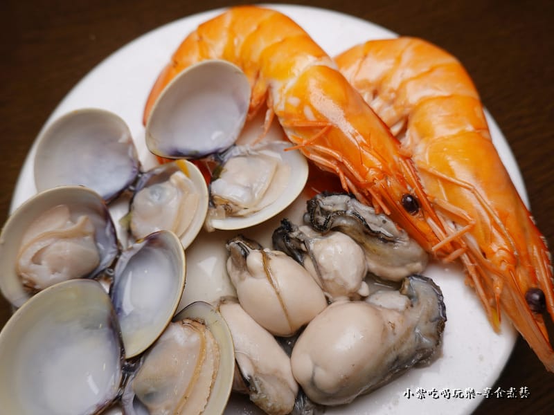 海鮮青-桃園鐵木真鴛鴦麻辣火鍋.jpg