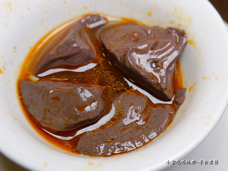 麻辣鴨血-桃園鐵木真鴛鴦麻辣火鍋.jpg