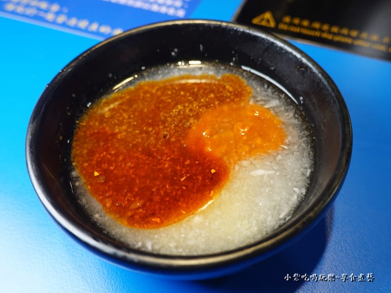 自調沾醬-餓人谷夯夯鍋南崁店.jpg