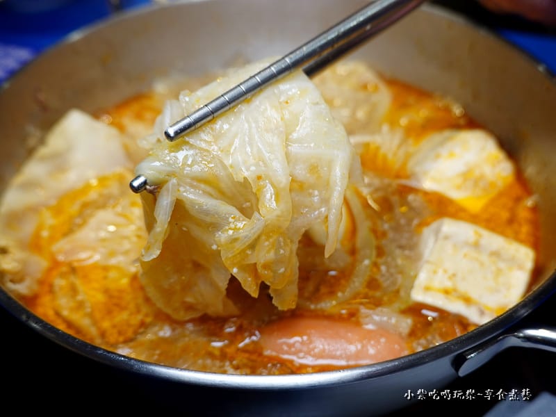 牛肉南洋叻沙鍋-餓人谷夯夯鍋南崁店 (2).jpg