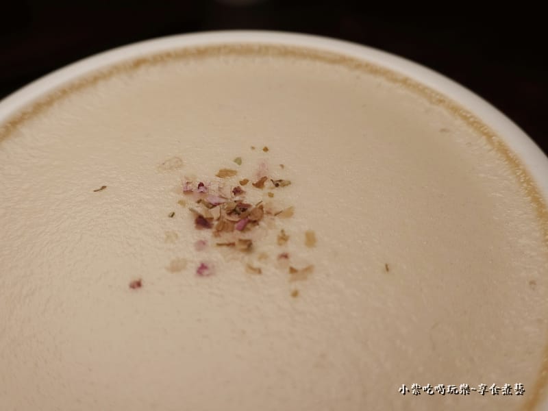 玫瑰鮮奶茶-成真咖啡桃園中正店 (2).jpg 玫瑰鮮奶茶-成真咖啡桃園中正店 (2).jpg