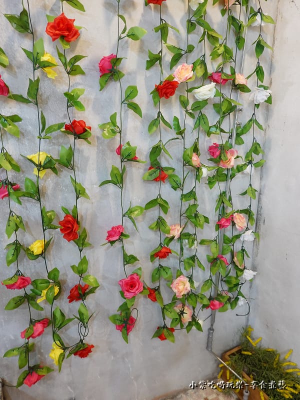 打卡拍照花牆-卡拉義式餐館.jpg