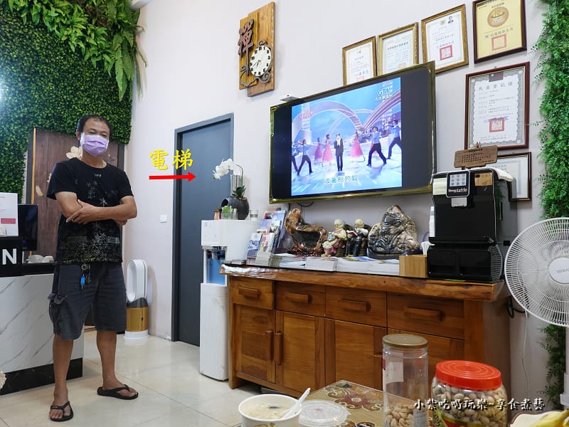 電梯方向-今古安民宿.jpg