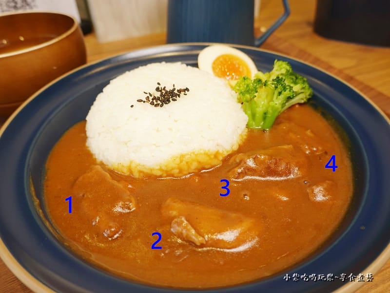暮暮牛咖哩-暮咖哩 (2).jpg 暮暮牛咖哩-暮咖哩 (2).jpg