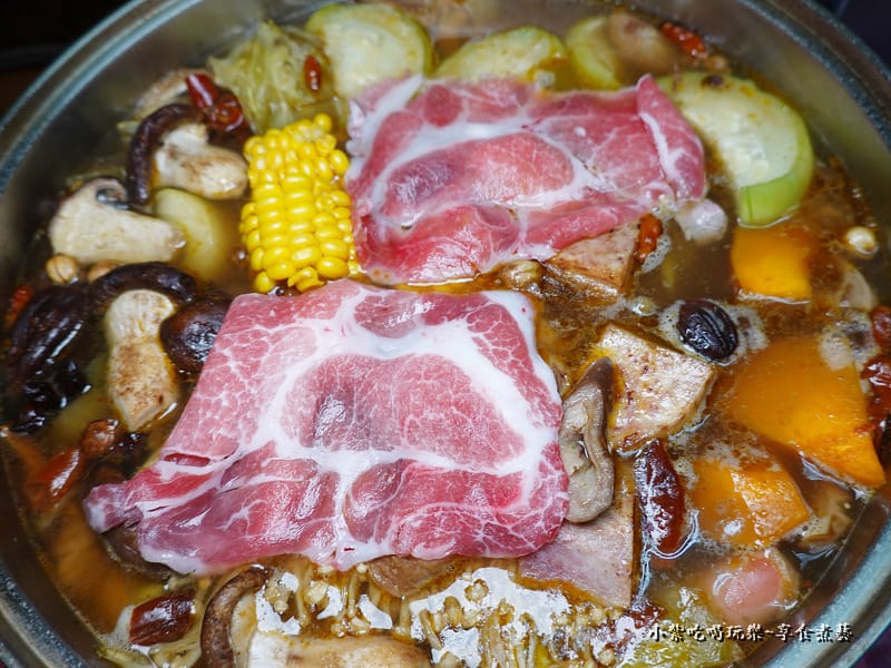 孫太太廚房-梅花豬肉片煮火鍋.jpg 孫太太廚房-梅花豬肉片煮火鍋.jpg