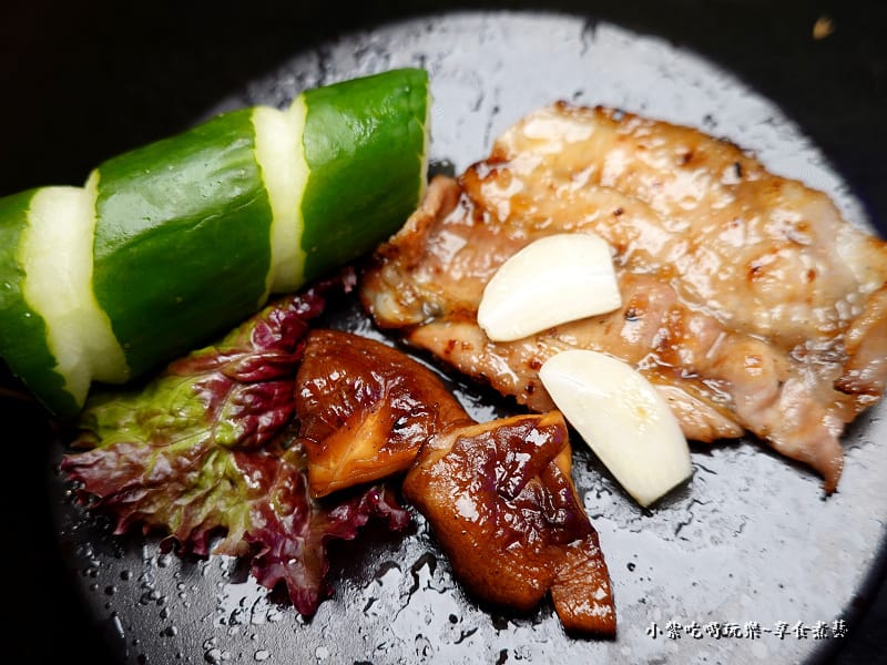 小黃瓜配烤肉-山上走走日式無菜單燒肉 (1).jpg