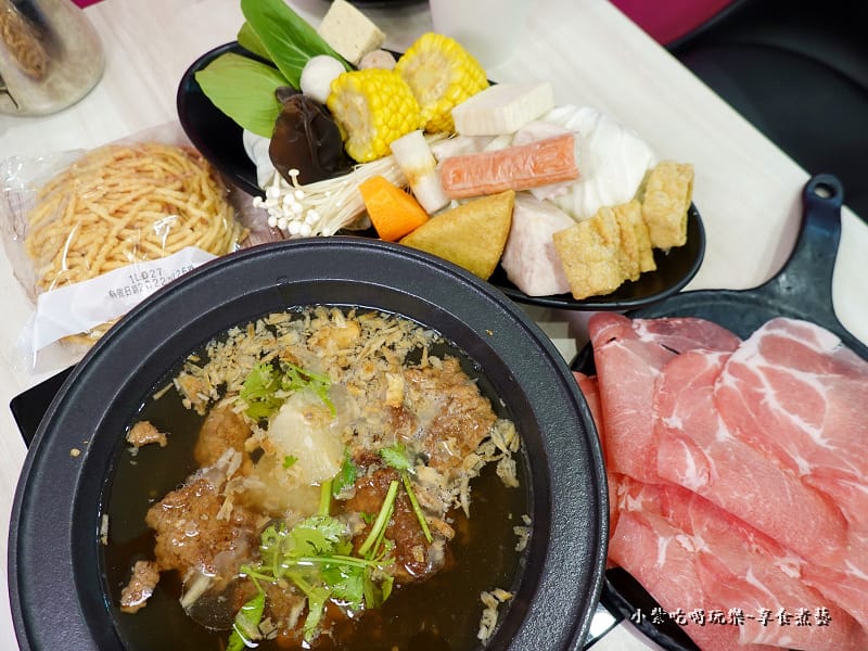 功夫排骨酥鍋-狂一鍋中壢中山東店 (4).jpg 功夫排骨酥鍋-狂一鍋中壢中山東店 (4).jpg