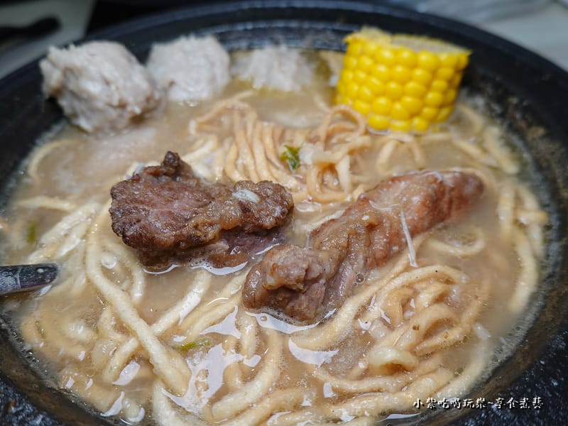 芋香功夫排骨酥湯-狂一鍋中壢中山東店 (2).jpg 芋香功夫排骨酥湯-狂一鍋中壢中山東店 (2).jpg