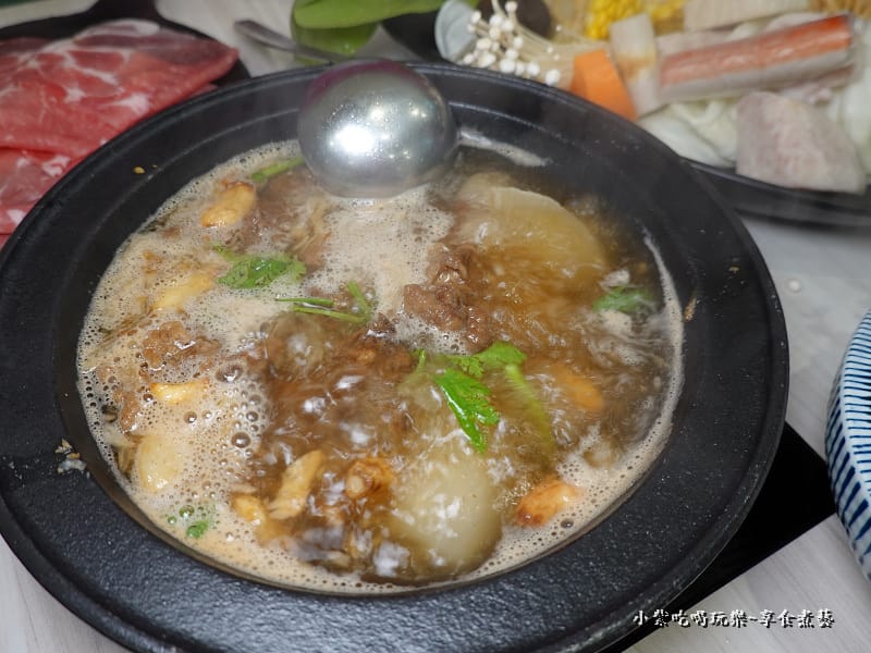 功夫排骨酥鍋-狂一鍋中壢中山東店 (5).jpg 功夫排骨酥鍋-狂一鍋中壢中山東店 (5).jpg