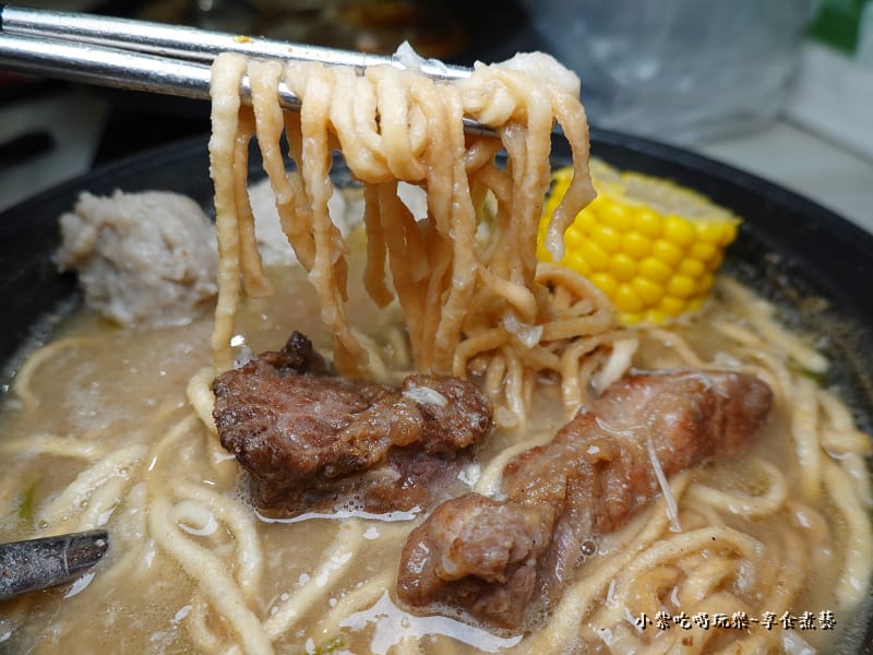 芋香功夫排骨酥湯-狂一鍋中壢中山東店 (3).jpg 芋香功夫排骨酥湯-狂一鍋中壢中山東店 (3).jpg