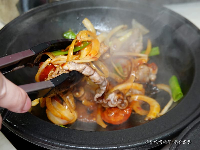爆炒-麻辣炙燒牛肉鍋-狂一鍋中壢中山東店 (4).jpg 爆炒-麻辣炙燒牛肉鍋-狂一鍋中壢中山東店 (4).jpg