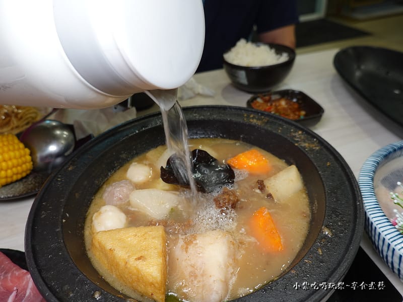 功夫排骨酥鍋-狂一鍋中壢中山東店 (1).jpg 功夫排骨酥鍋-狂一鍋中壢中山東店 (1).jpg