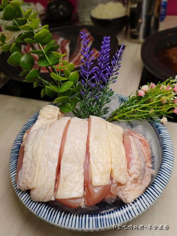 軟嫩雞腿肉-狂一鍋中壢中山東店 (1).jpg 軟嫩雞腿肉-狂一鍋中壢中山東店 (1).jpg