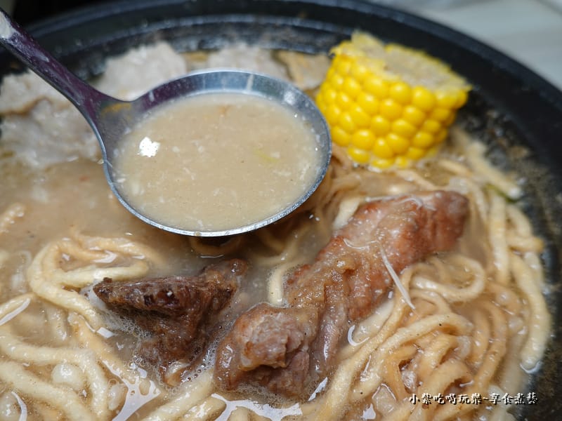 芋香功夫排骨酥湯-狂一鍋中壢中山東店 (1).jpg 芋香功夫排骨酥湯-狂一鍋中壢中山東店 (1).jpg
