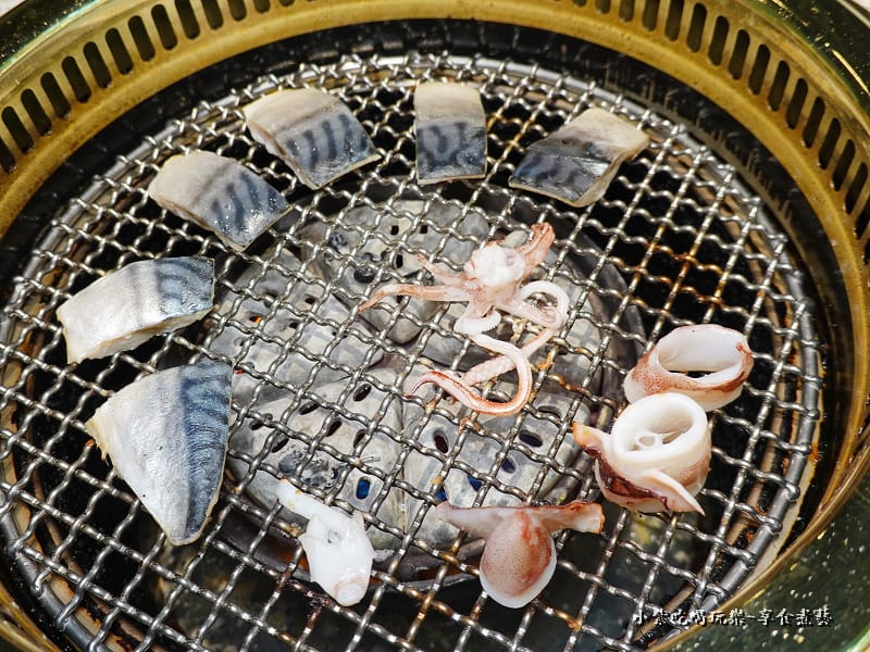 鯖魚、魷魚-紅巢燒肉工房 (2).jpg 鯖魚、魷魚-紅巢燒肉工房 (2).jpg