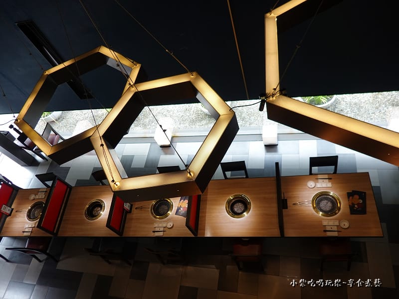 一樓用餐座位-紅巢燒肉工房 (3).jpg 一樓用餐座位-紅巢燒肉工房 (3).jpg