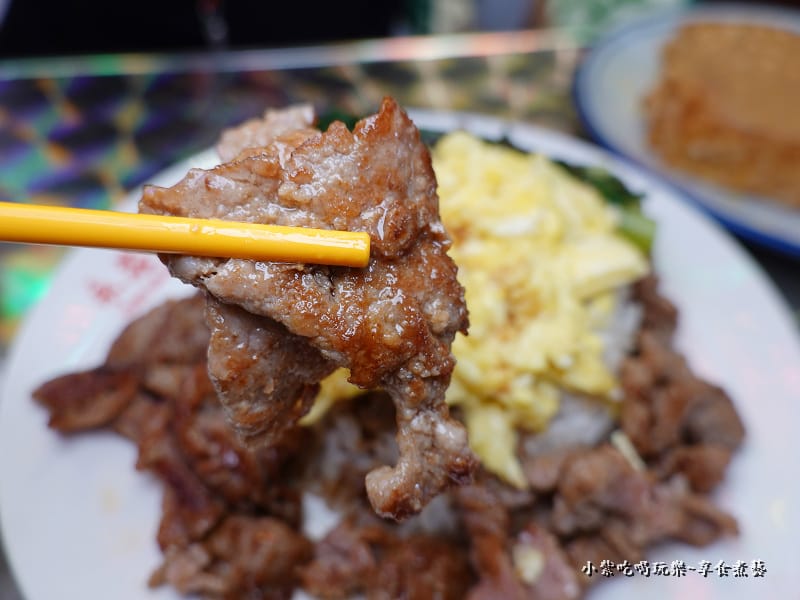 滑蛋沙嗲牛肉飯-永芯茶檔茶餐廳 (1).jpg 滑蛋沙嗲牛肉飯-永芯茶檔茶餐廳 (1).jpg