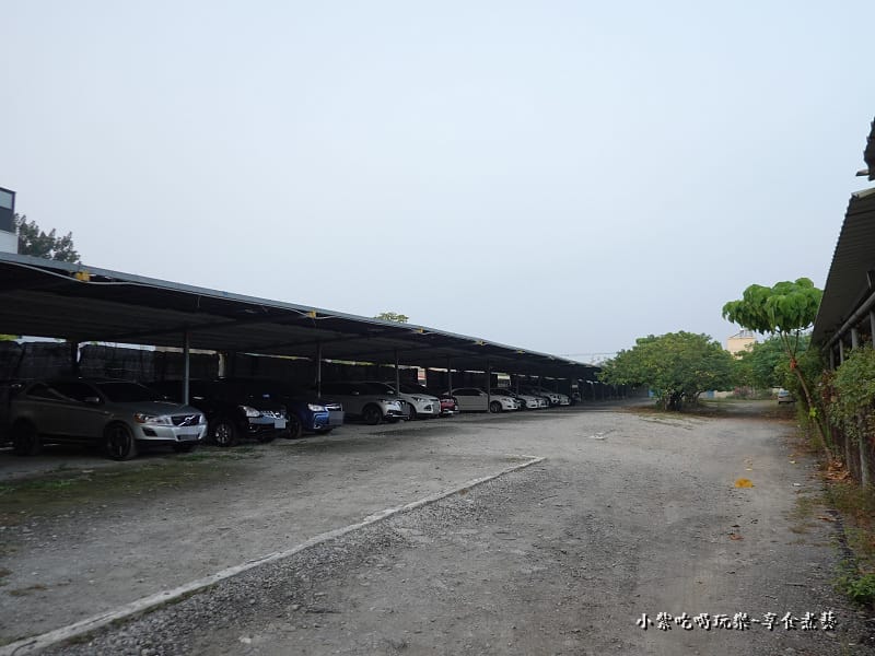 另一區停車空間-阿信室內停車場 (2).jpg 另一區停車空間-阿信室內停車場 (2).jpg