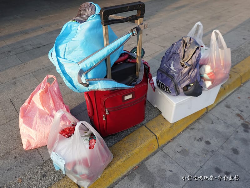 我在交通船前方等待-阿信室內停車場.jpg 我在交通船前方等待-阿信室內停車場.jpg