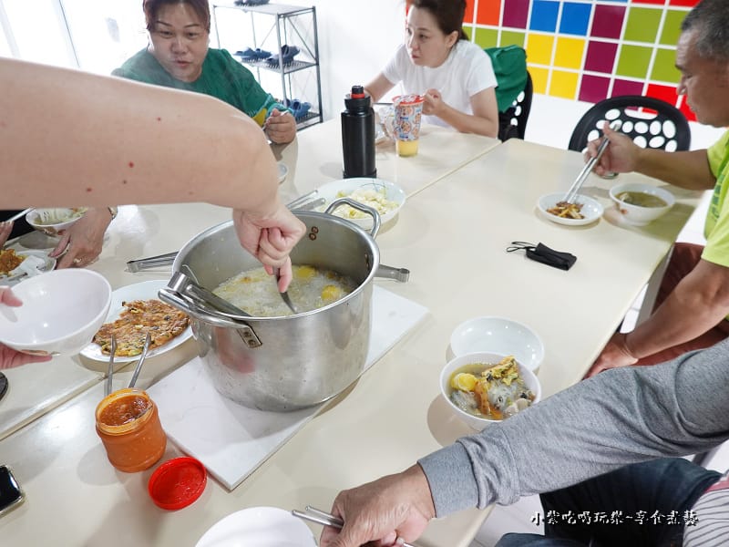 煮烏魚米粉招待-番仔厝民宿 (3).jpg 煮烏魚米粉招待-番仔厝民宿 (3).jpg