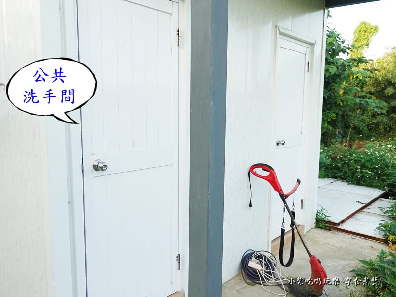 廚房外公共洗手間-番仔厝民宿 (1).jpg 廚房外公共洗手間-番仔厝民宿 (1).jpg