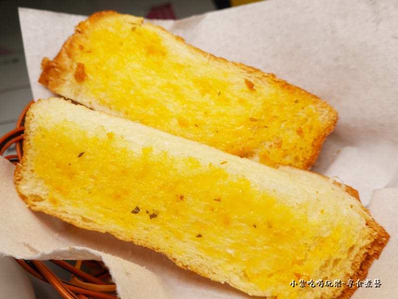 麵包-喵匠義式麵坊靜宜店.jpg 麵包-喵匠義式麵坊靜宜店.jpg
