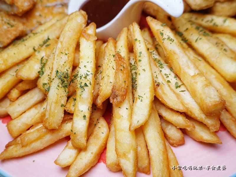 酥炸大拼盤-喵匠義式麵坊靜宜店 (6).jpg 酥炸大拼盤-喵匠義式麵坊靜宜店 (6).jpg