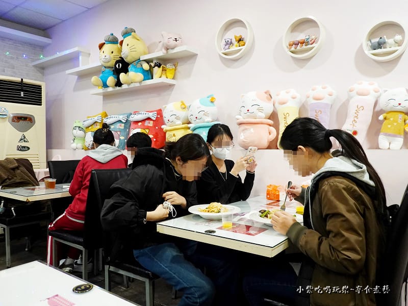 用餐環境-喵匠義式麵坊靜宜店 (3).jpg 用餐環境-喵匠義式麵坊靜宜店 (3).jpg