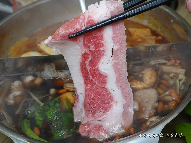 鴛鴦鍋牛肉片-2023逸小鍋 (1).jpg 鴛鴦鍋牛肉片-2023逸小鍋 (1).jpg