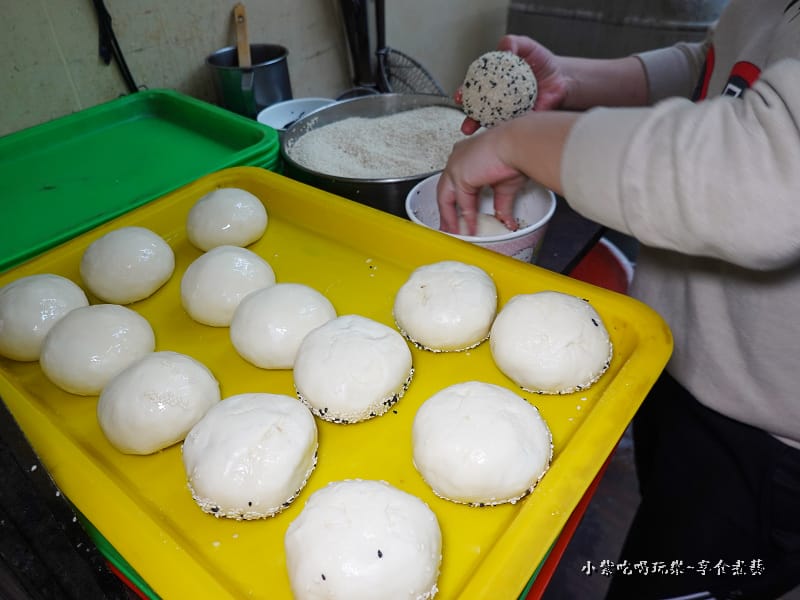 做記號-準備開烤-2023新竹丞祖胡椒餅.jpg