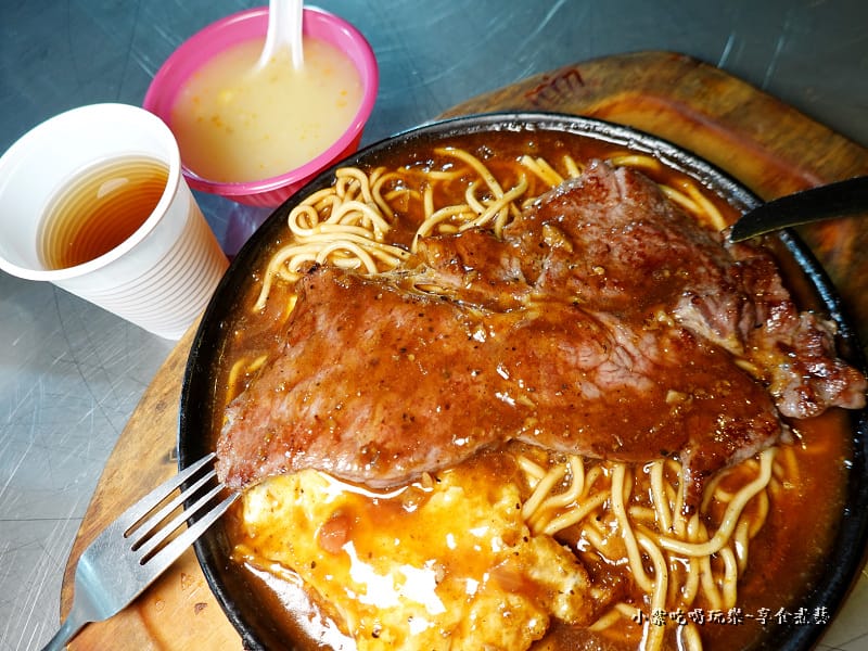貴鏃牛排-三義夜市美食 (4).jpg 貴鏃牛排-三義夜市美食 (4).jpg