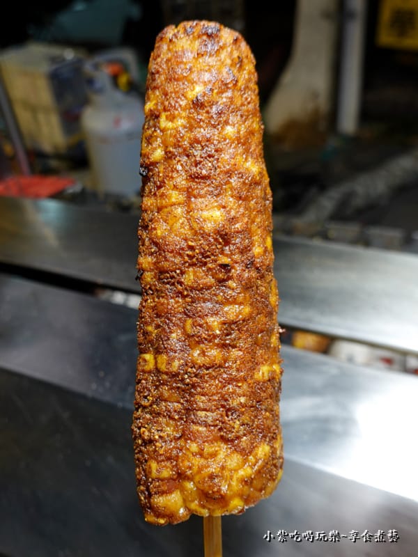 石頭碳烤玉米-三義夜市美食 (4).jpg 石頭碳烤玉米-三義夜市美食 (4).jpg