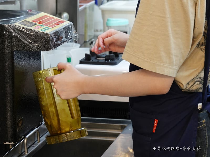 自熬蔗糖-放空新生店.jpg 自熬蔗糖-放空新生店.jpg