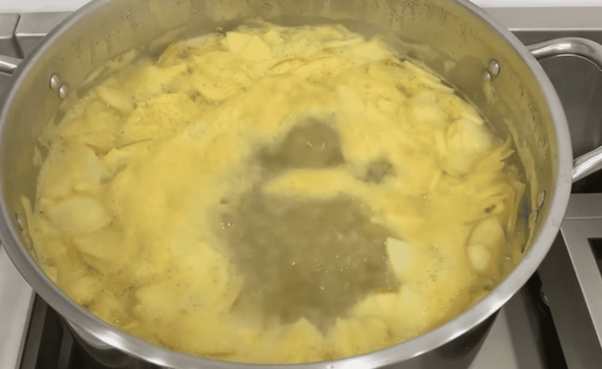 店家自熬水果茶.png 店家自熬水果茶.png