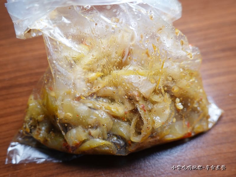 酸菜-鶯歌林鴻鈞滷味 (2).jpg