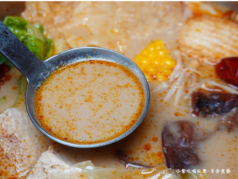 麻辣牛奶湯底-汆鍋上選鍋物中壢sogo店 (1).jpg 麻辣牛奶湯底-汆鍋上選鍋物中壢sogo店 (1).jpg