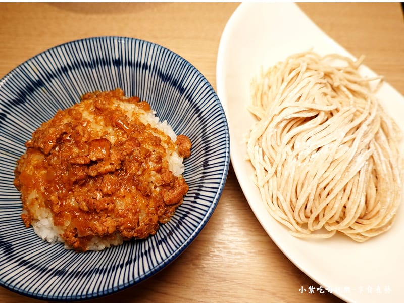 加價換主食-汆鍋上選鍋物中壢sogo店.jpg 加價換主食-汆鍋上選鍋物中壢sogo店.jpg