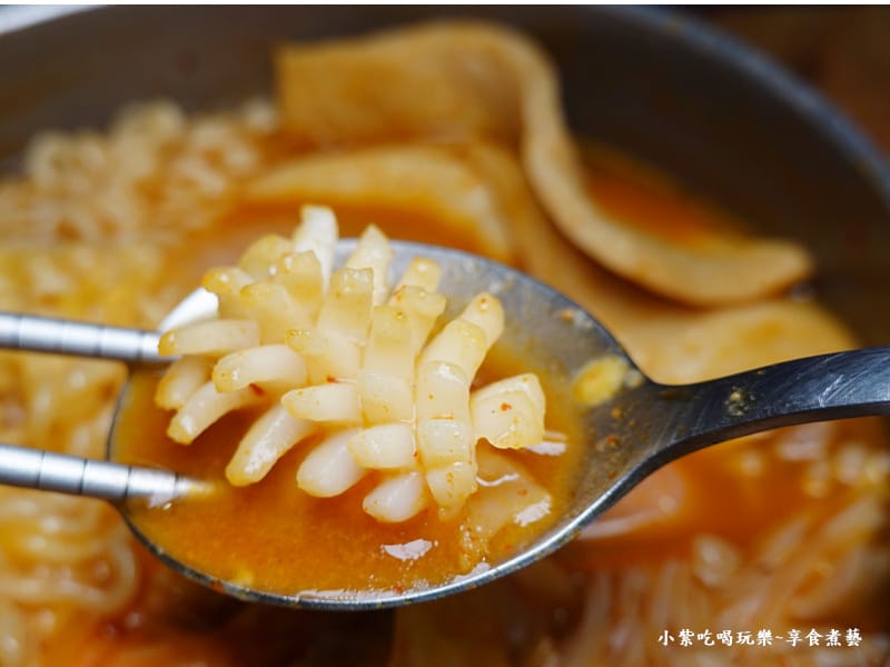 海鮮豬肉部隊鍋-韓義小廚 (3).jpg