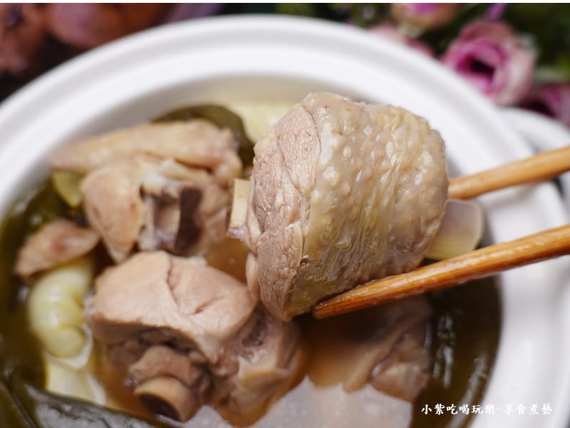 雙月阿甘剝皮辣椒雞湯-冷凍包 (20).jpg