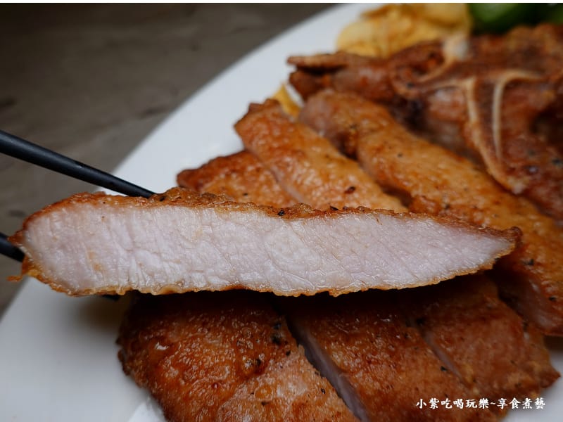 炸排骨-南港麵吧 (2).jpg 炸排骨-南港麵吧 (2).jpg