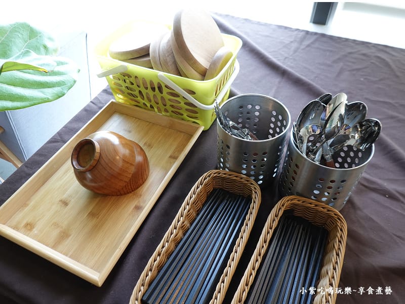 餐具自取-玩逗樹咖啡中原店 (1).jpg 餐具自取-玩逗樹咖啡中原店 (1).jpg