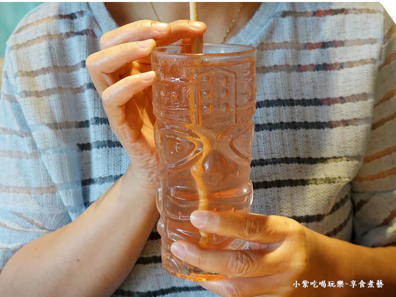 魔女的魅藥-玩逗樹咖啡中原店 (2).jpg 魔女的魅藥-玩逗樹咖啡中原店 (2).jpg