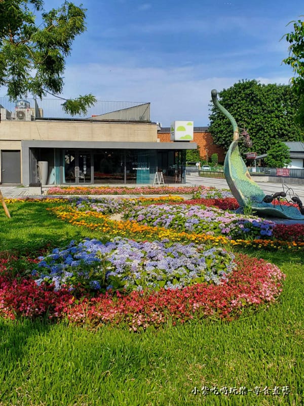 戶外花園-玩逗樹咖啡中原店 (4).jpg 戶外花園-玩逗樹咖啡中原店 (4).jpg